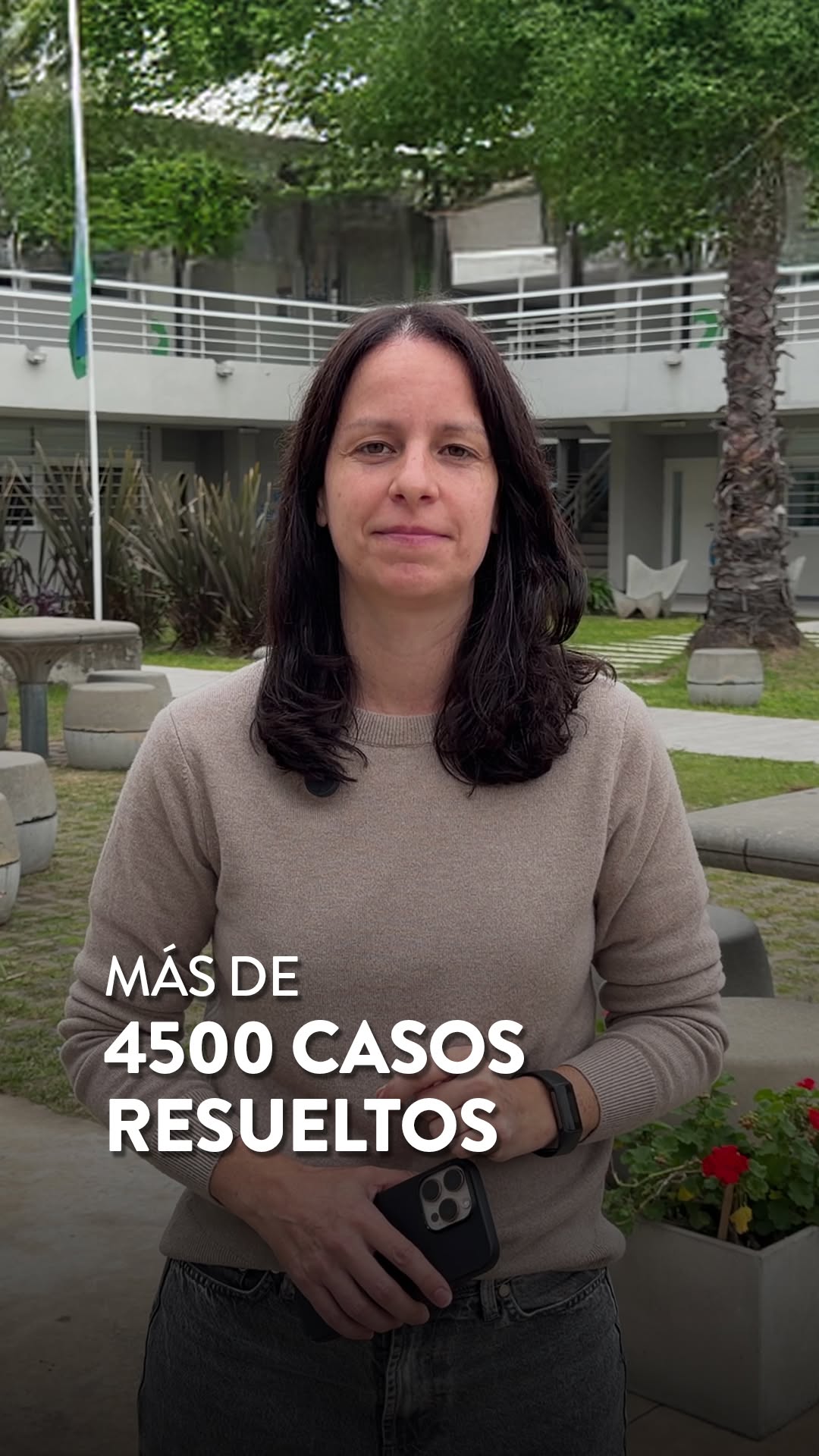 Ya solucionamos 4500 reclamos en Munro. Fue fácil y rápido porque los vecinos hicieron sus solicitudes a través de la ap...