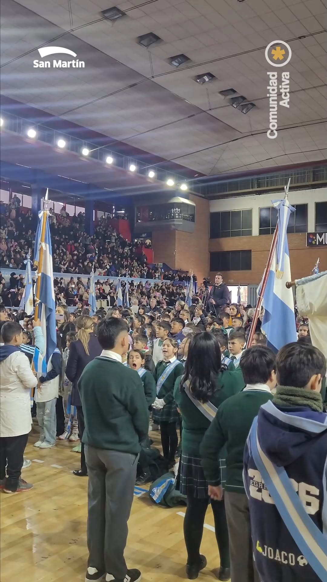 🇦🇷¡Una Promesa a la Bandera inolvidable en San Martín!

Los chicos y chicas de 4to grado, de ambos turnos, prometieron...