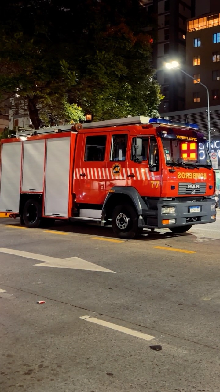 ¿Sabías que Vicente López fue uno de los primeros lugares en contar con mujeres bomberas?
Con valentía, compromiso y voc...