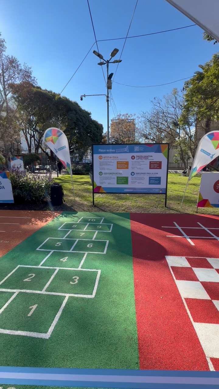 🛝✨ La Plaza de los Inmigrantes tiene nuevos juegos.

Junto a la empresa Ferrero inauguramos la Plaza Activa Joy of Movi...
