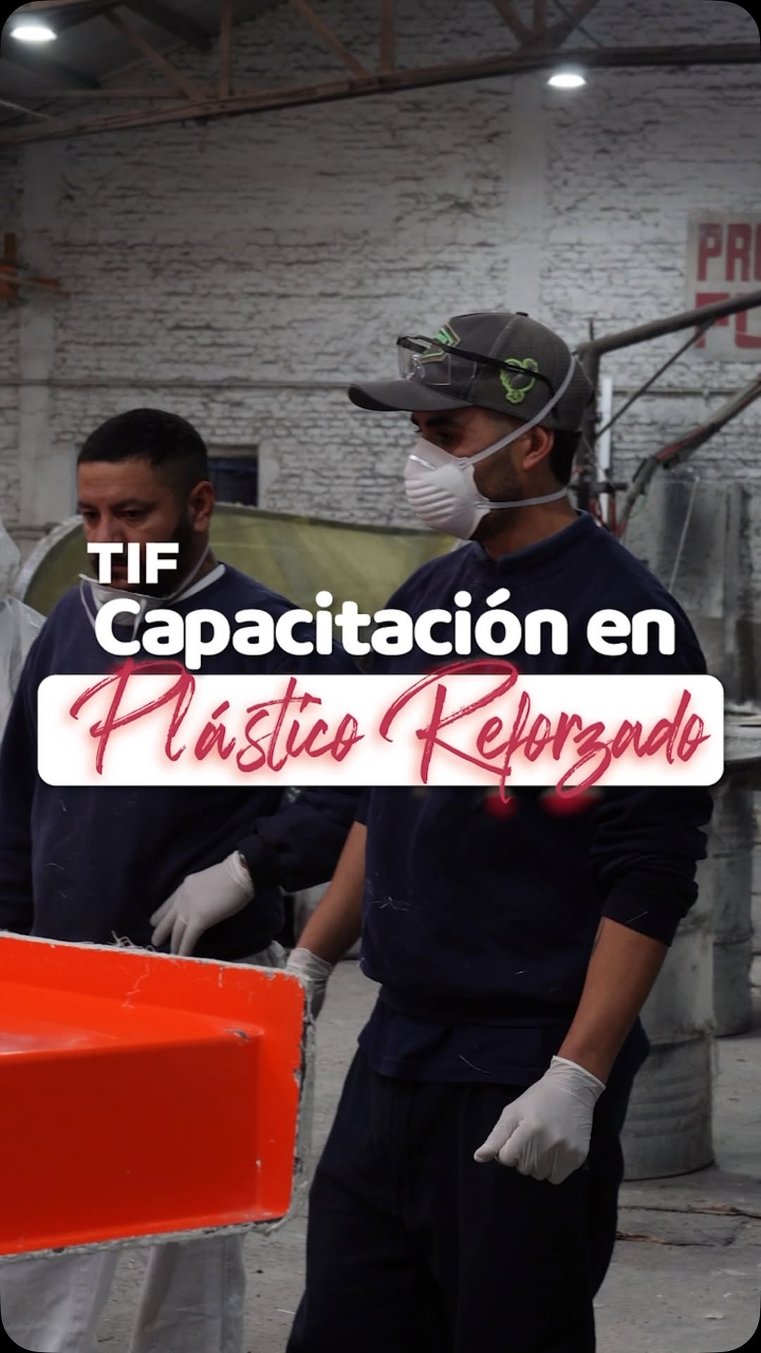 A través del Tigre Instituto Formativo (TIF) realizamos una Capacitación en Plástico Reforzado para vecinos y vecinas co...