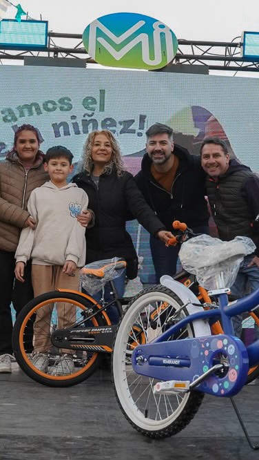 ¡CELEBRAMOS EL DÍA DE LAS NIÑECES EN #Ituzaingó! 👪🎉

Una tarde llena de juegos, actividades, feria y mucha diversión e...