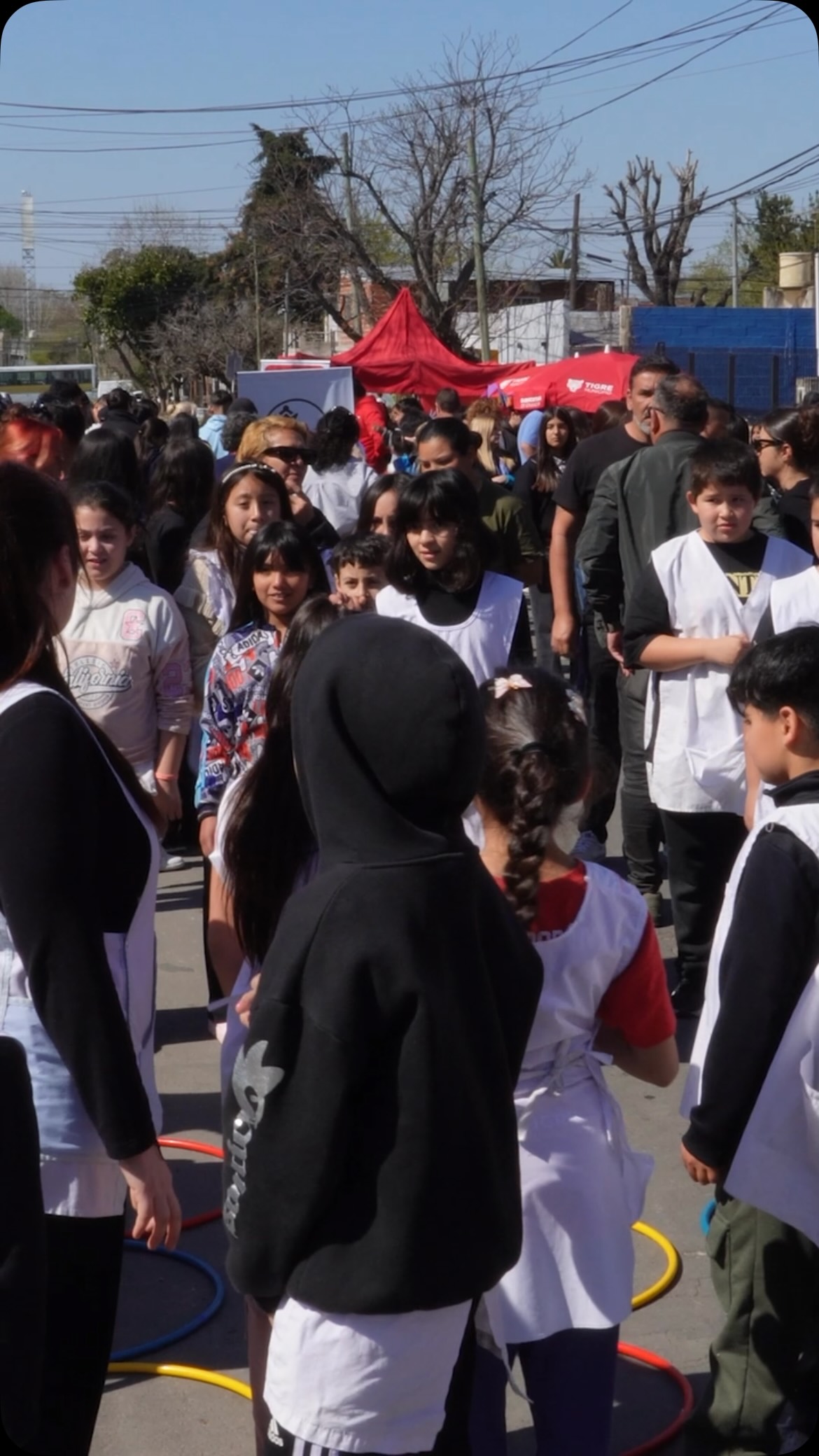 Realizamos una nueva edición del programa municipal “Todas las infancias tenemos derechos 2.0” en Benavídez, donde chico...