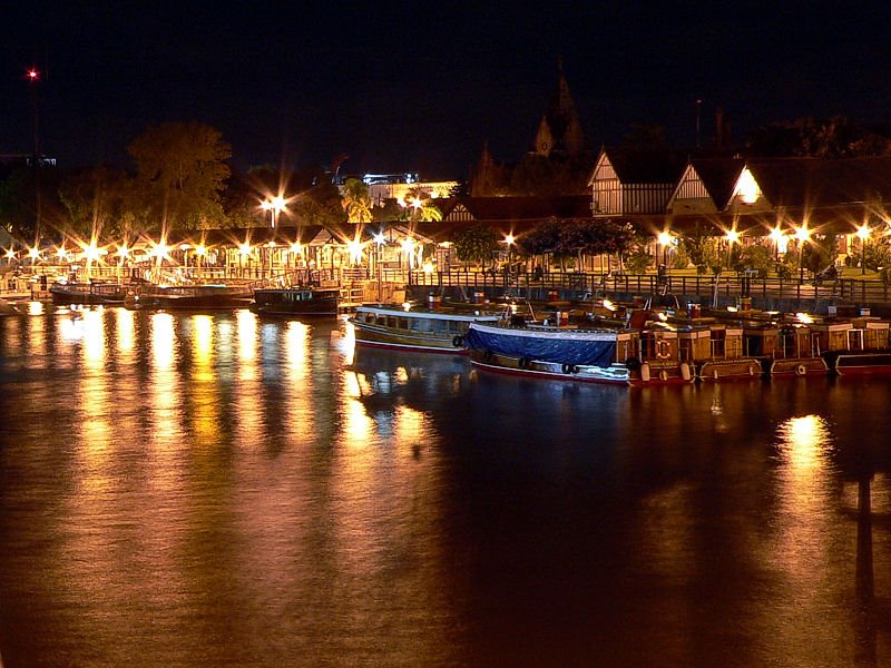 ¡Que disfruten de una hermosa noche, vecinos! ¡Hasta mañana! 😊